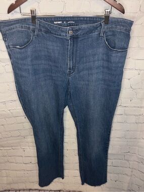 Old Navy High-Rise Wow Straight Jeans - Medium Blue Sz 20
